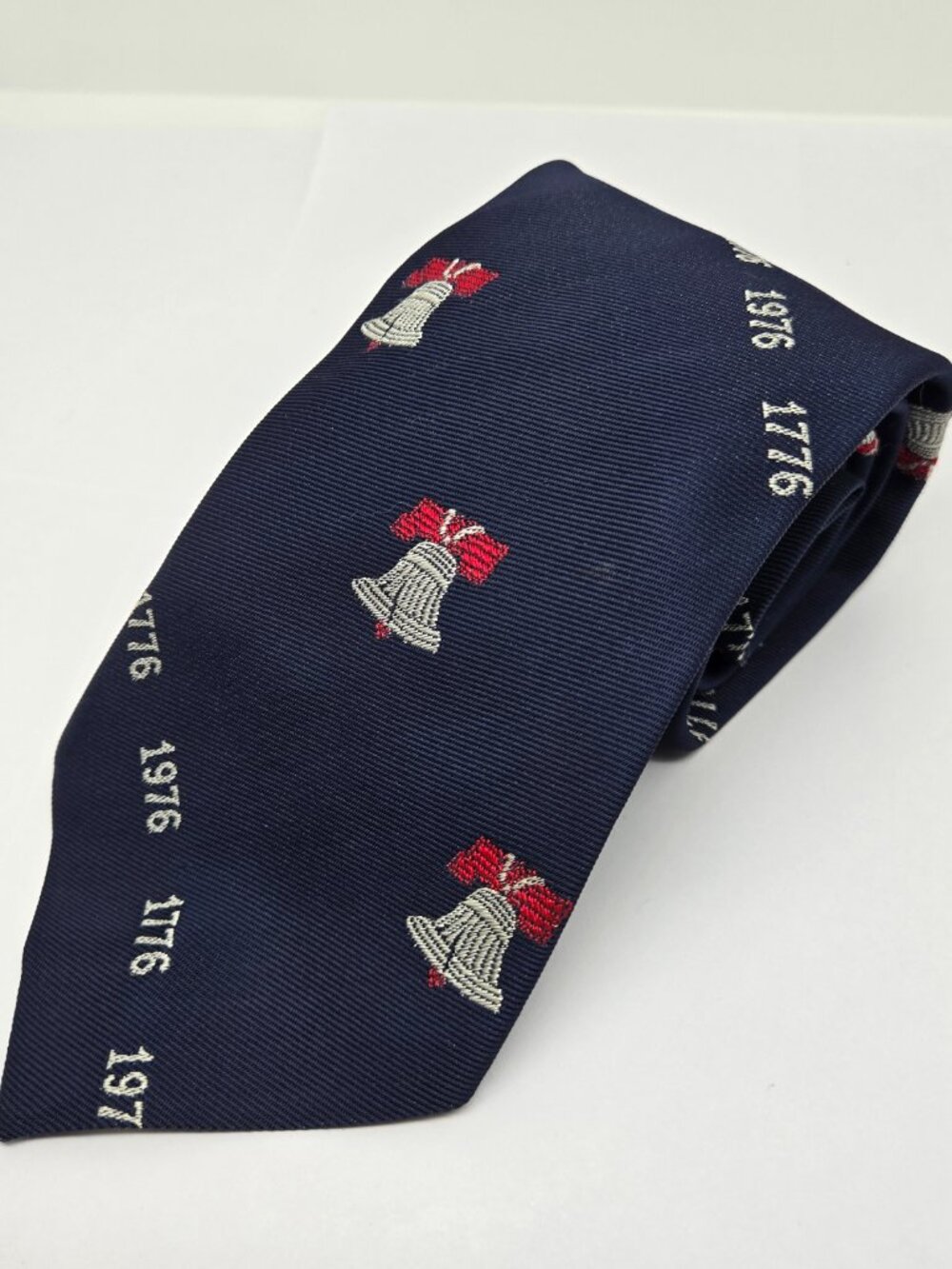 Vintage Freedom of Choice Bicentennial Mens Tie, 1976, Liberty Bell